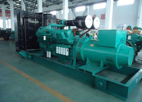 东郊镇800kw康明斯柴油发电机组图片 东郊镇800kw康明斯柴油发电机组图片