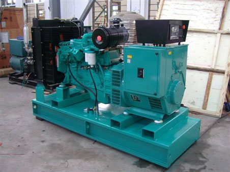 东郊镇200kw康明斯柴油发电机组图片 东郊镇200kw康明斯柴油发电机组图片